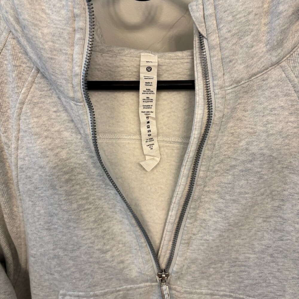 lululemon scuba half zip Size M/L - Picture 3 of 5